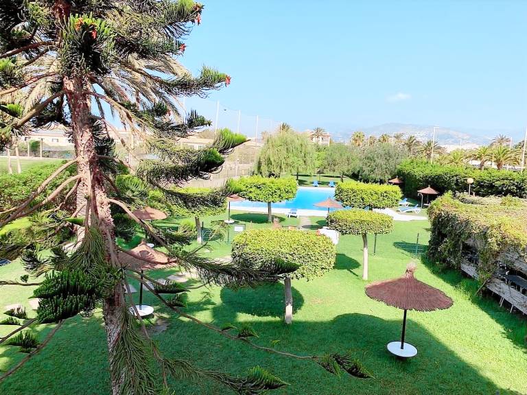 Holiday Apartment 'Casa Chirimoyo' with Sea View, Shared Pool & Wi-Fi — photo 3