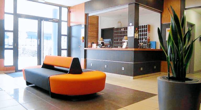 Serviced apartment with patio & garden | Perfect for remote work — photo 4