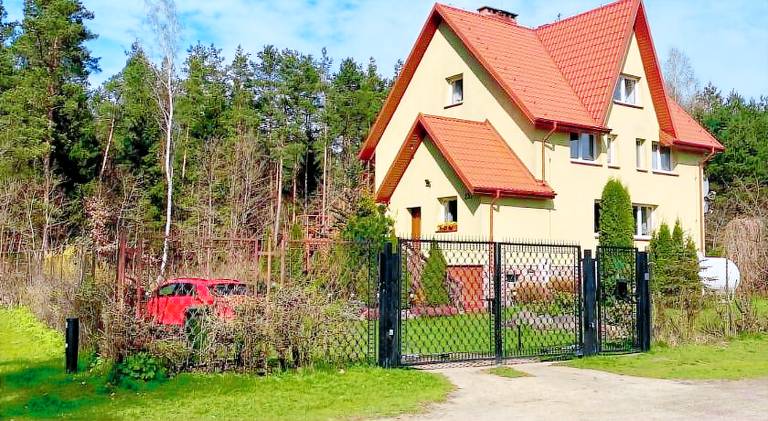 Apartament Leleszki