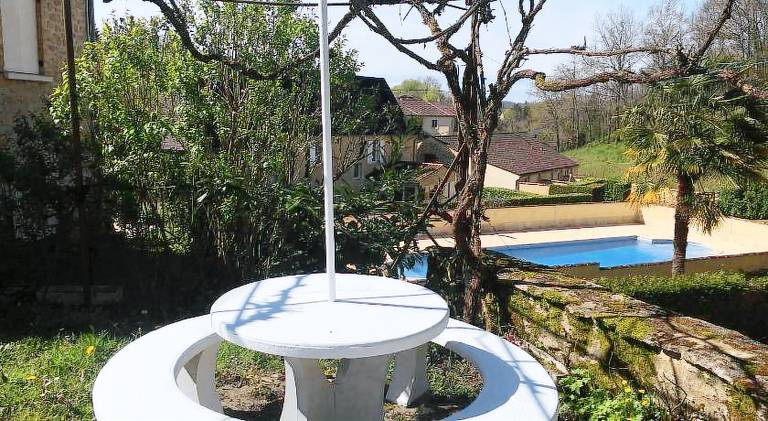 Holiday apartment with pool in Sarlat-la-Canéda