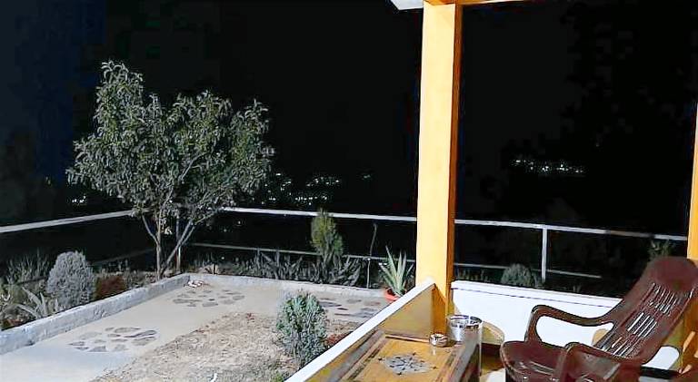 Rental apartment with barbeque, jacuzzi & patio | Water view | Suitable for remote work — photo 3