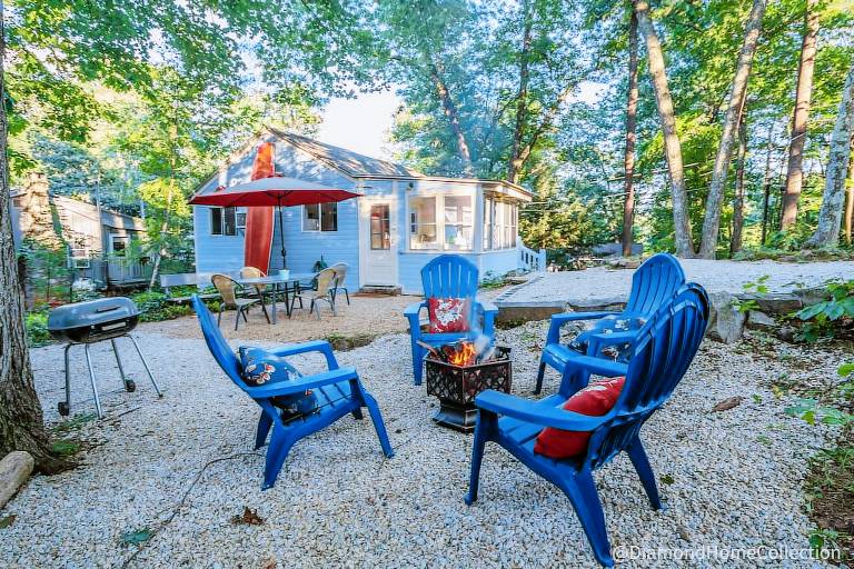 Cabin  Salem