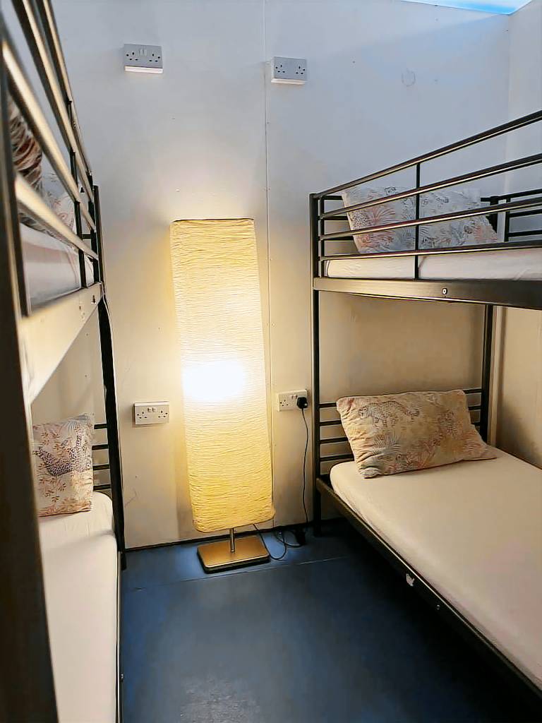Hostel White City