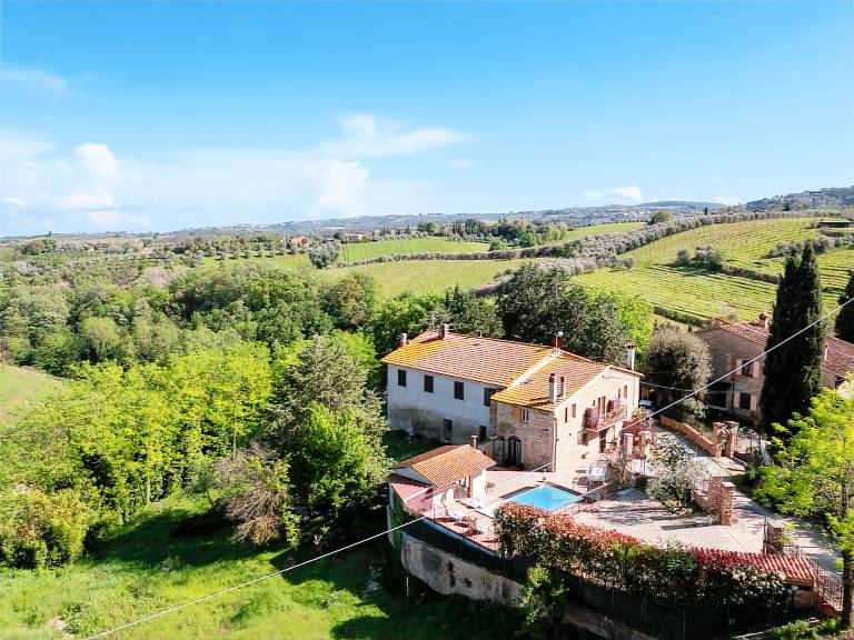 Family-friendly vacation home with BBQ, patio & yard | Nature view | Perfect for remote work | Pets are welcome — photo 2