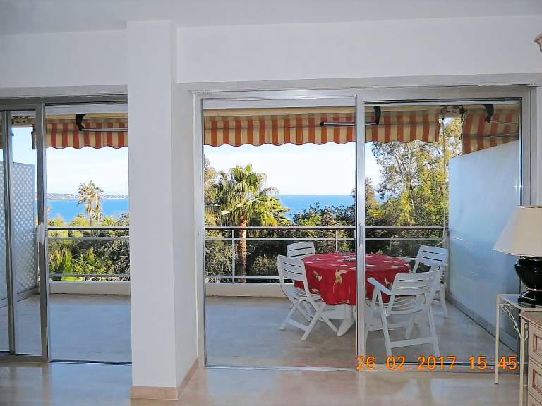 Holiday apartment with pool — photo 2