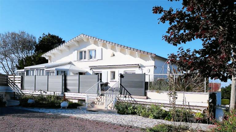 Cottage Graye-sur-Mer