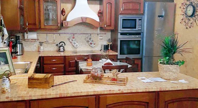 Fully equipped rental apartment with terrace, hot tub & barbeque | Suitable for remote work | Pet-friendly — photo 3