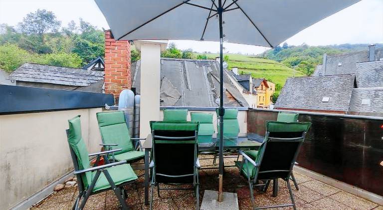 Holiday apartment with 3 rooms for 8 persons — photo 2
