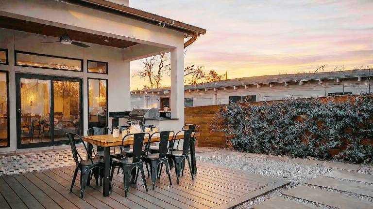 219 m&sup2; Ferienhaus