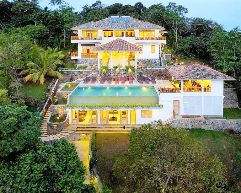 Villa The Divine Luxury Boutique Villa in Unawatuna