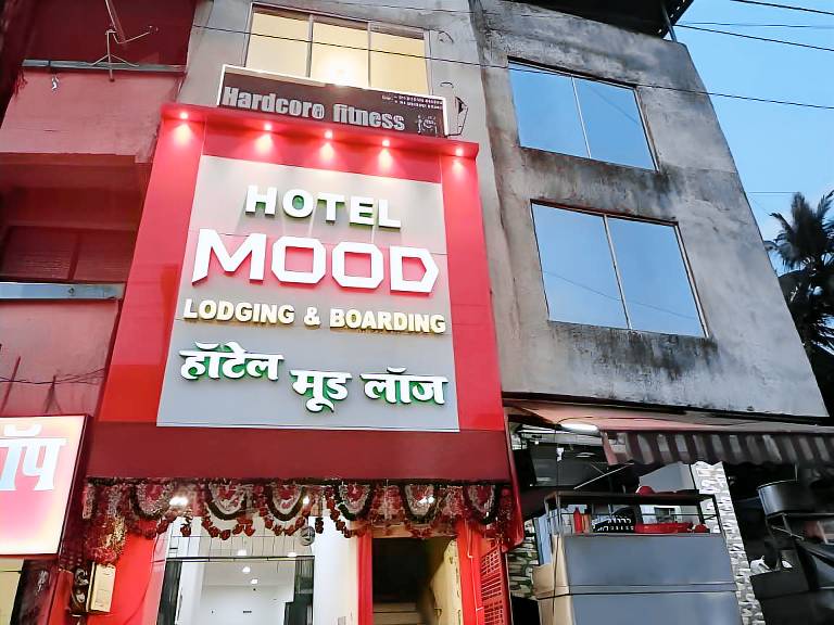 Hotel Mood Near Vasai Railway Station
