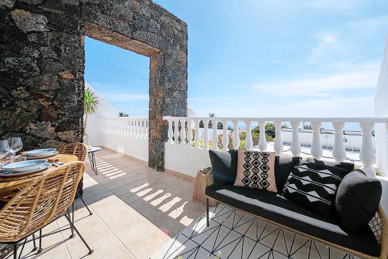 Ferienwohnung mit Pool in Puerto del Carmen, Kanarische Inseln f&uuml;r max. 4 Personen am Atlantik