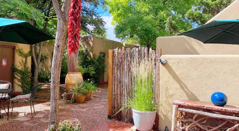 Casa de Tres Lunas/House of Three Moons — photo 4