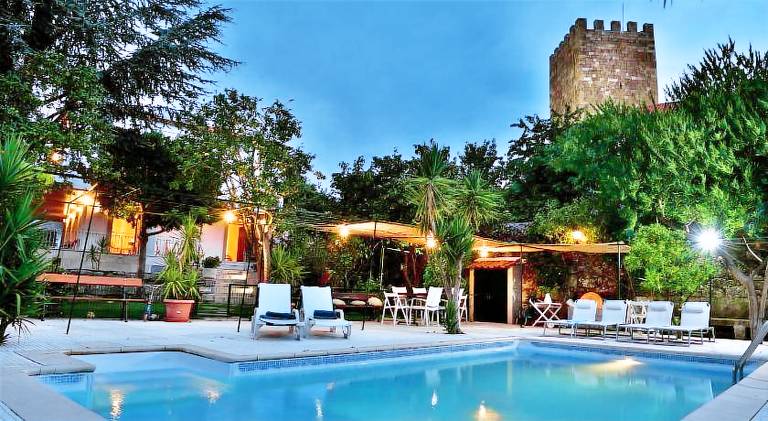 Spacious house with BBQ, terrace & private pool | Pet-friendly — photo 3