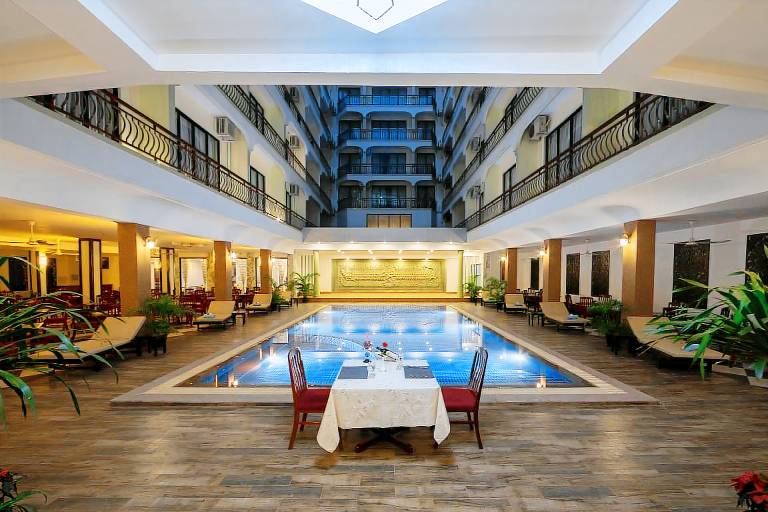 Smiling Deluxe Hotel in Siem Reap