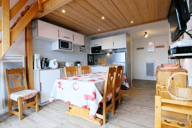 250m from shops, 5th floor, balcony, tv, 40m², Alpe d'Huez — photo 2