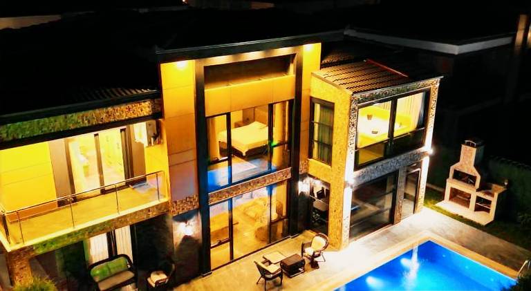 600 m&sup2; Villa