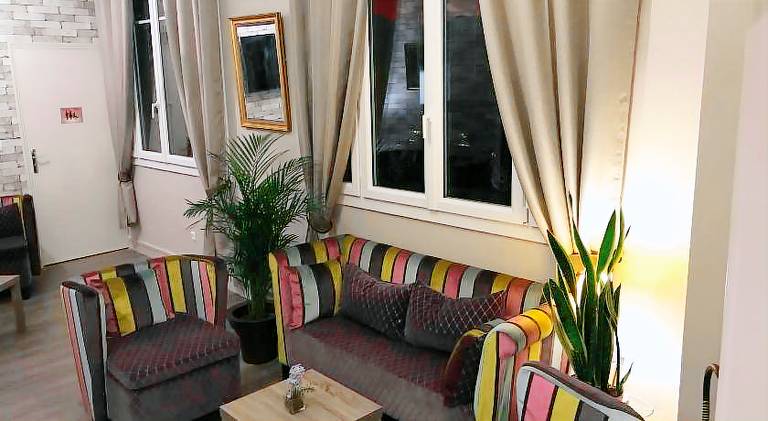 HOTEL LES IRIS in Les Andelys