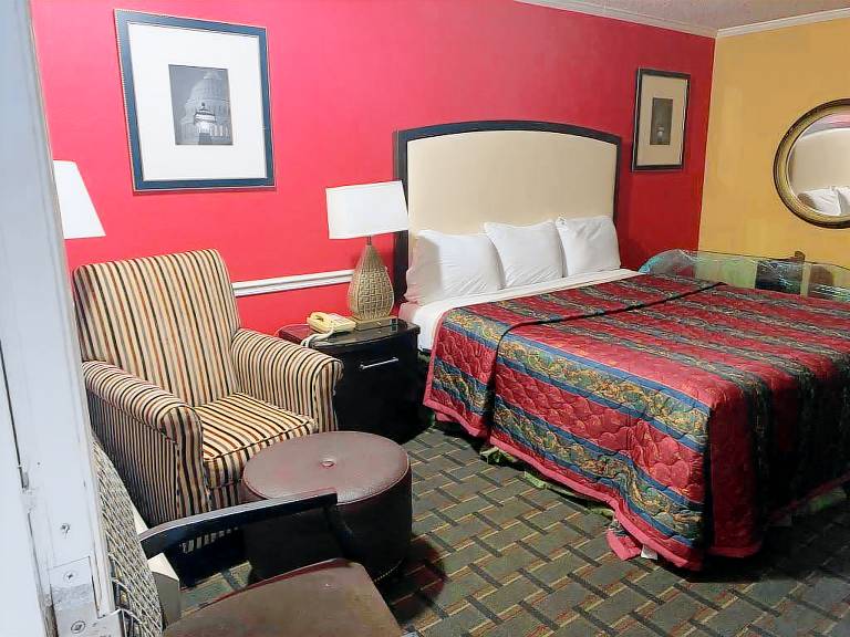 Stay Express Inn & Suites - Demopolis — photo 4