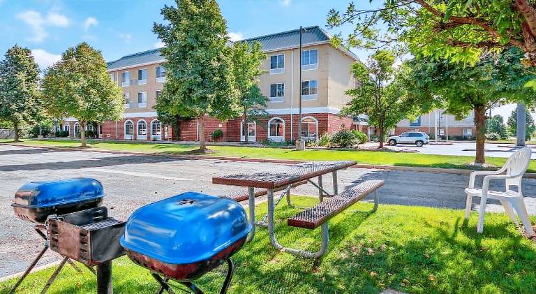 Extended Stay America Suites - Merrillville - US Rte. 30 — photo 2