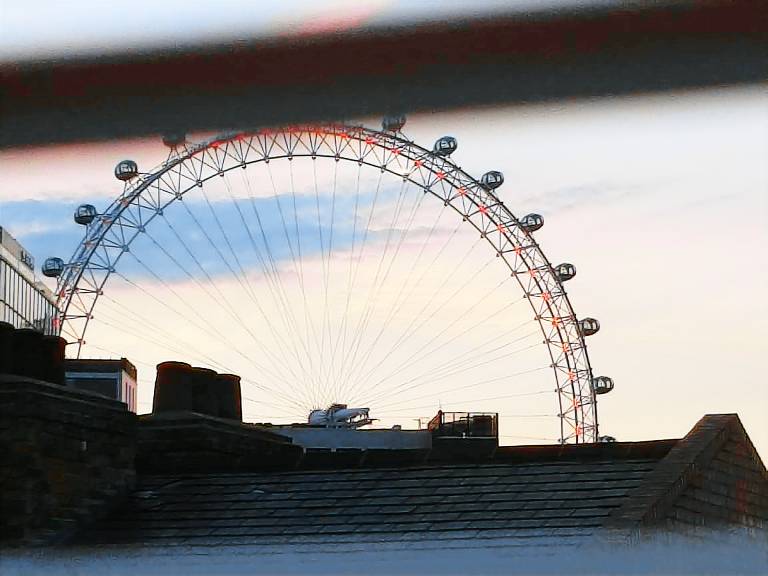 Spacious 2Bed 2Bath Flat next to London Eye