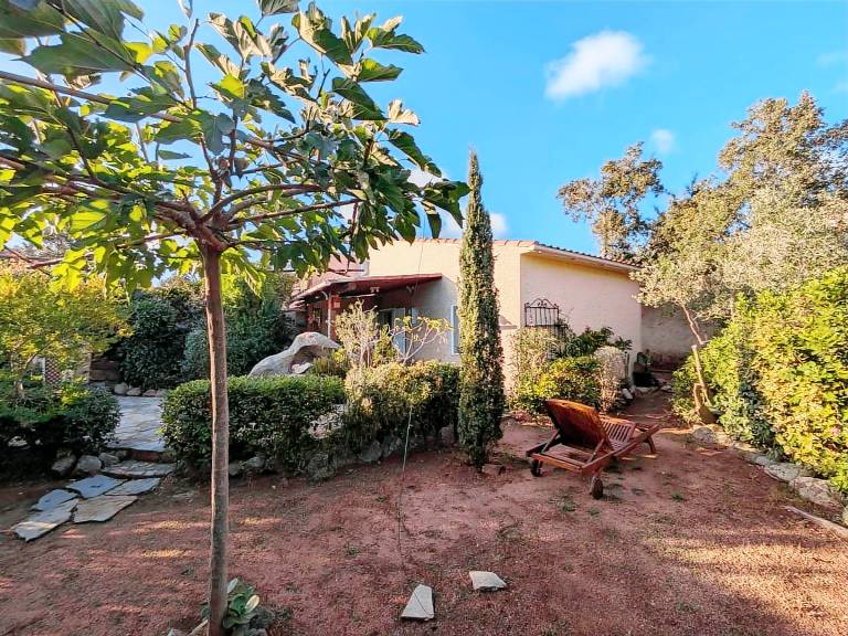 House | Pets allowed — photo 3