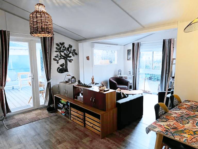Fully equipped nice chalet with terrace, BBQ & hot tub | Pet-friendly — photo 4