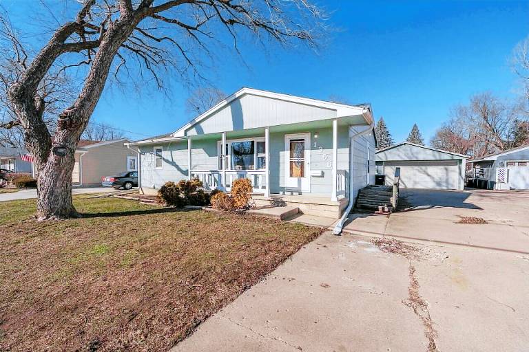 House  Cedar Falls