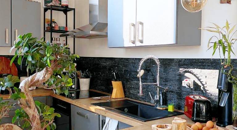 Holiday apartment with patio in Mandelieu-La-Napoule