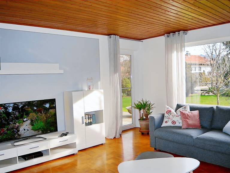 Holiday apartment with 2 rooms for 6 persons — photo 4