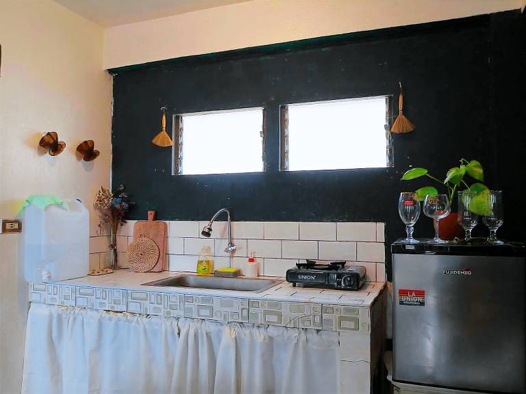 Art House by the Beach (Beachside property) — photo 5