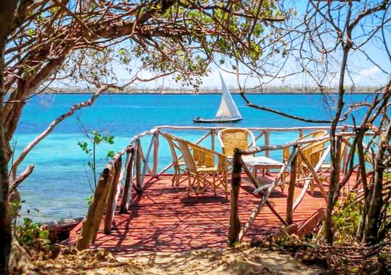 Camping  Shimoni