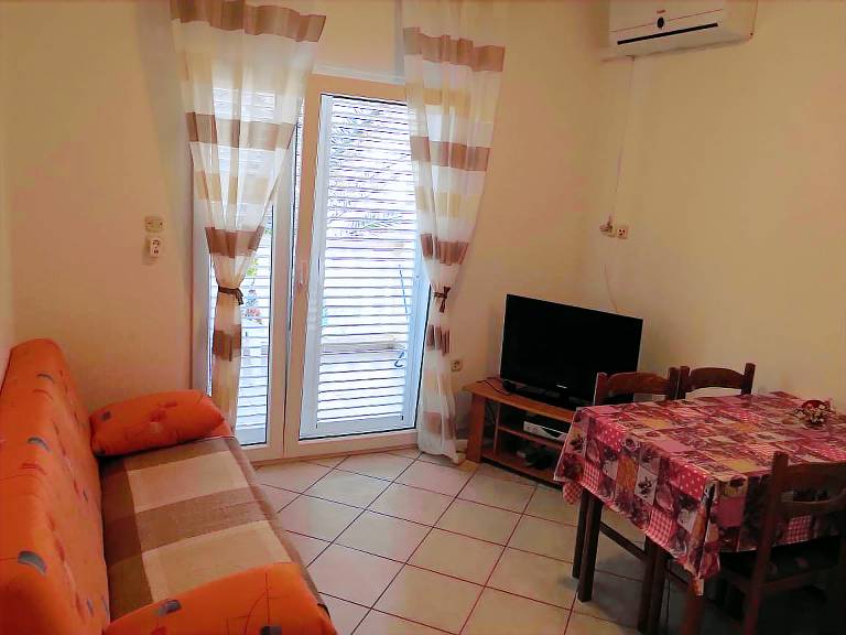 Two bedroom apartment near beach Stara Novalja, Pag (A-234-a) — photo 2