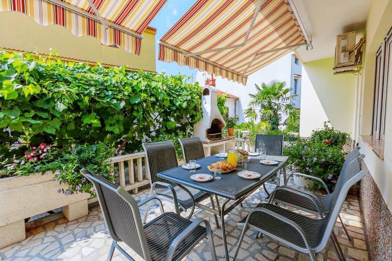 Fully equipped nice holiday apartment with barbeque, yard & patio | Next to the beach | Suitable for remote work | Pets allowed — photo 3