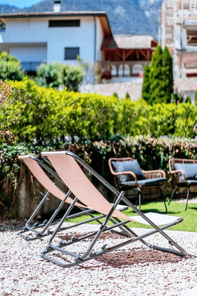 Holiday apartment with yard — photo 5