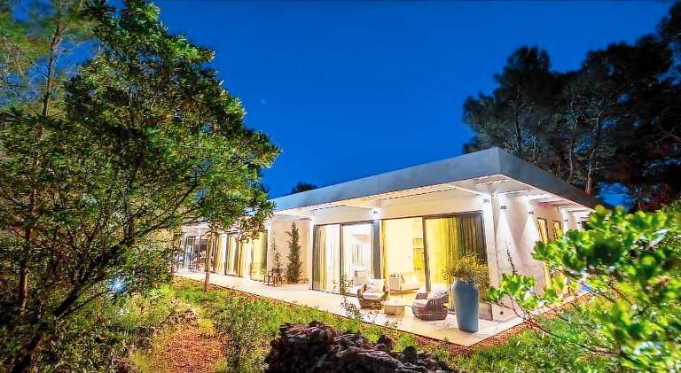 Villa Vrboska