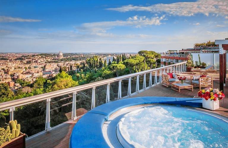 Resort  Rione VII Regola