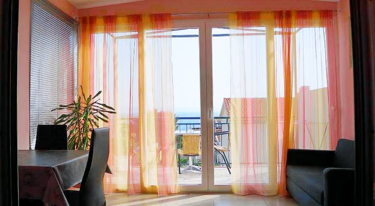 Holiday apartment with yard, terrace & barbeque | Beach nearby | Pets allowed — photo 3