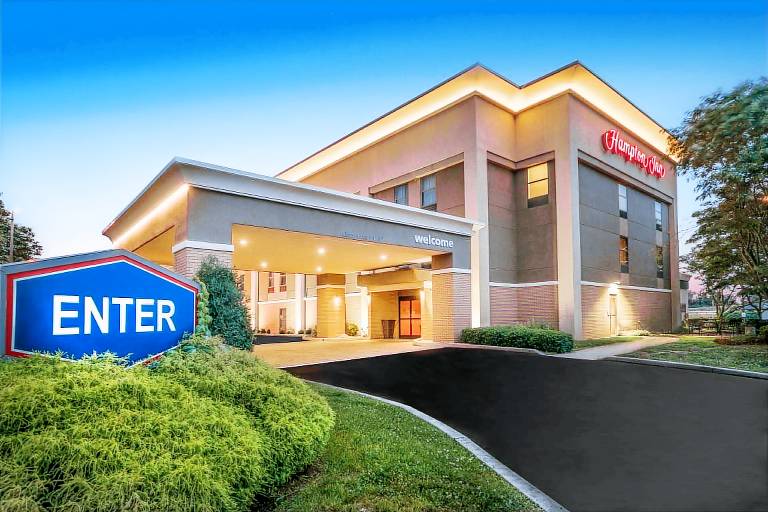 Hampton Inn Corydon — photo 2