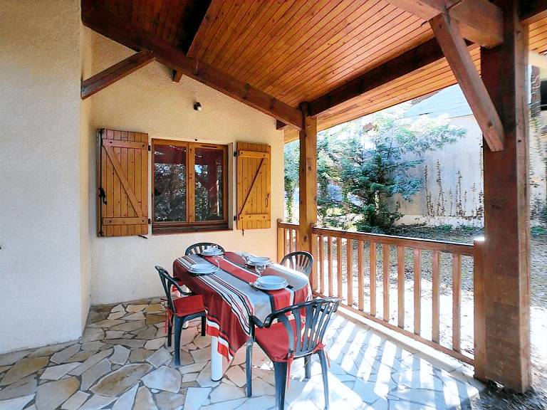 Villa with garden & barbecue — photo 3