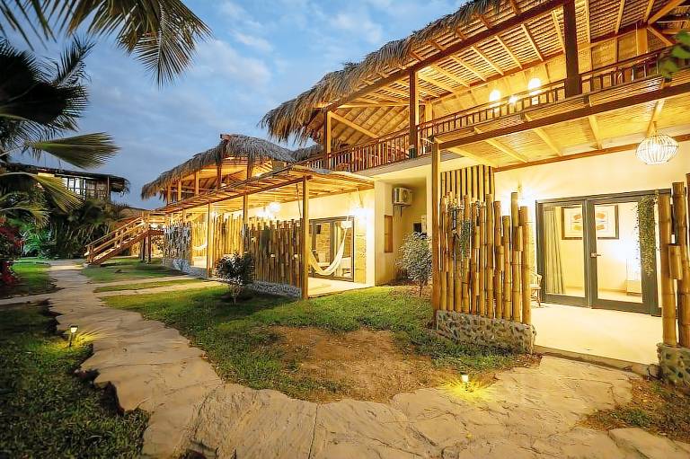 Bed & Breakfast  Máncora