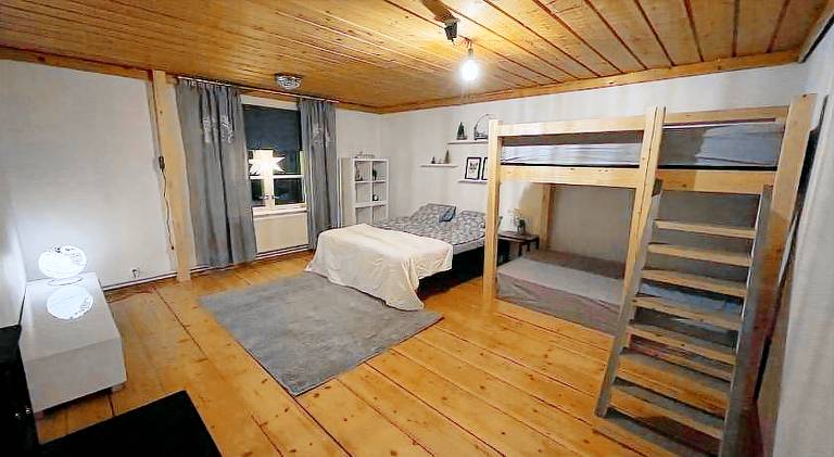 Villa with hot tub — photo 2