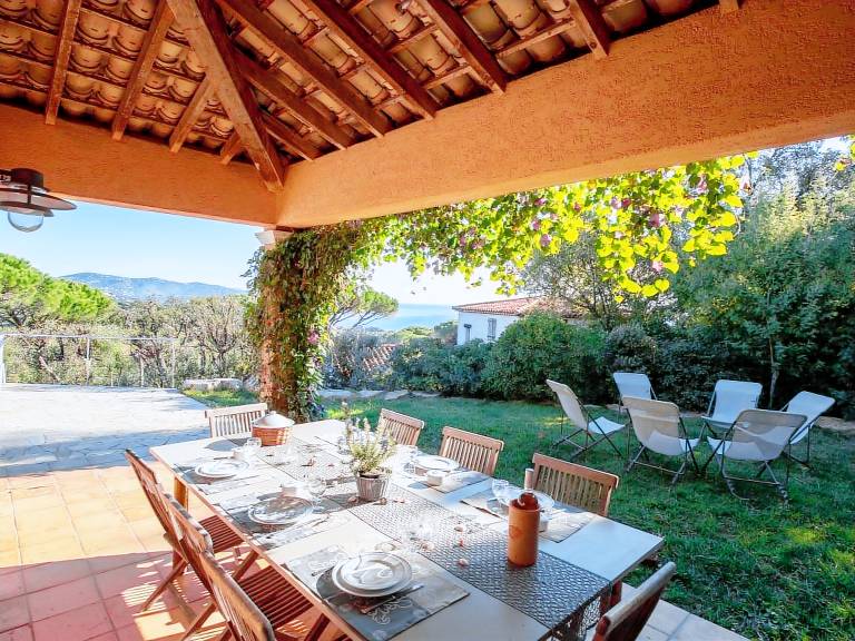 House with garden, private pool & patio | Sea view — photo 3