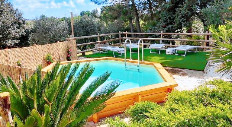 Villa with hot tub & pool | Perfect for remote work | Pets are welcome in Locorotondo