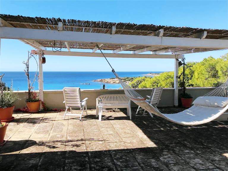 Elegante villa a Lido Silvana Marina di Pulsano