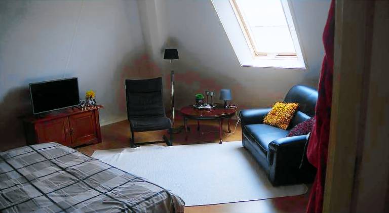 B&B Noflik Haule