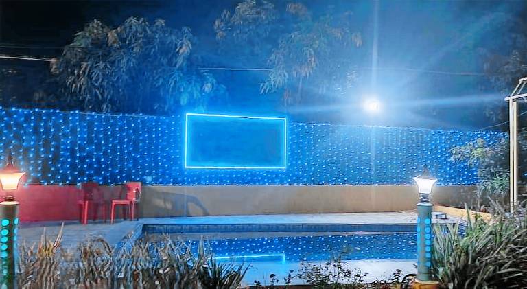 Vacation home with terrace, yard & private pool | Pets allowed — photo 4