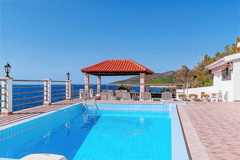 Apartament Zavalatica