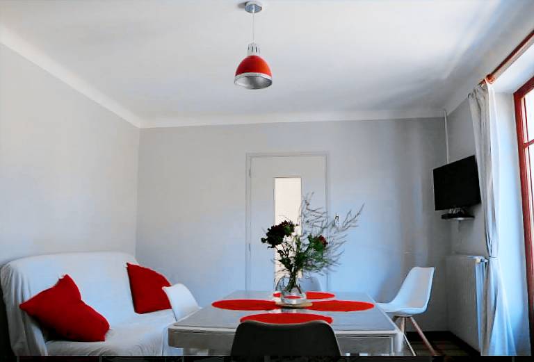 Charming house in Florentin-la-Capelle with mountain view — photo 3