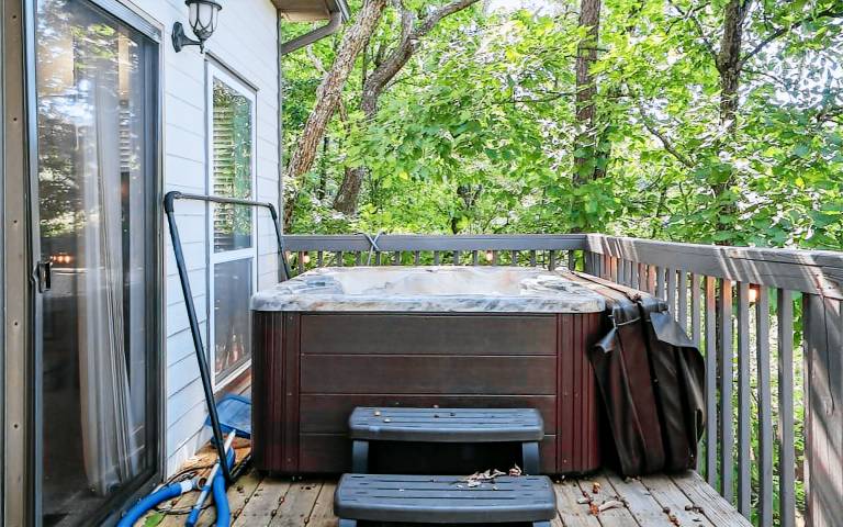 Hot Tub Downtime, Fireside Sips & Community Pools, Tennis & Games Minutes from Town - Mountain Bliss — photo 2